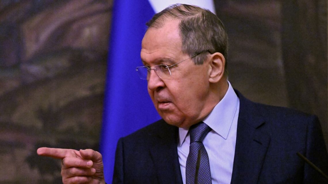 El ministro advirtió de que Moscú no tiene intención de jugar al gato y al ratón con Ucrania