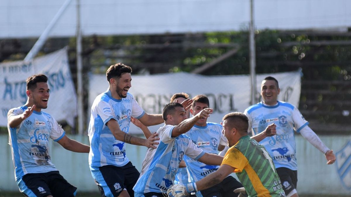 JJ Urquiza venció a Berazategui y subió a la quinta posición en cierre de  fecha de la C - Desde La Ventana Salta - Argentina