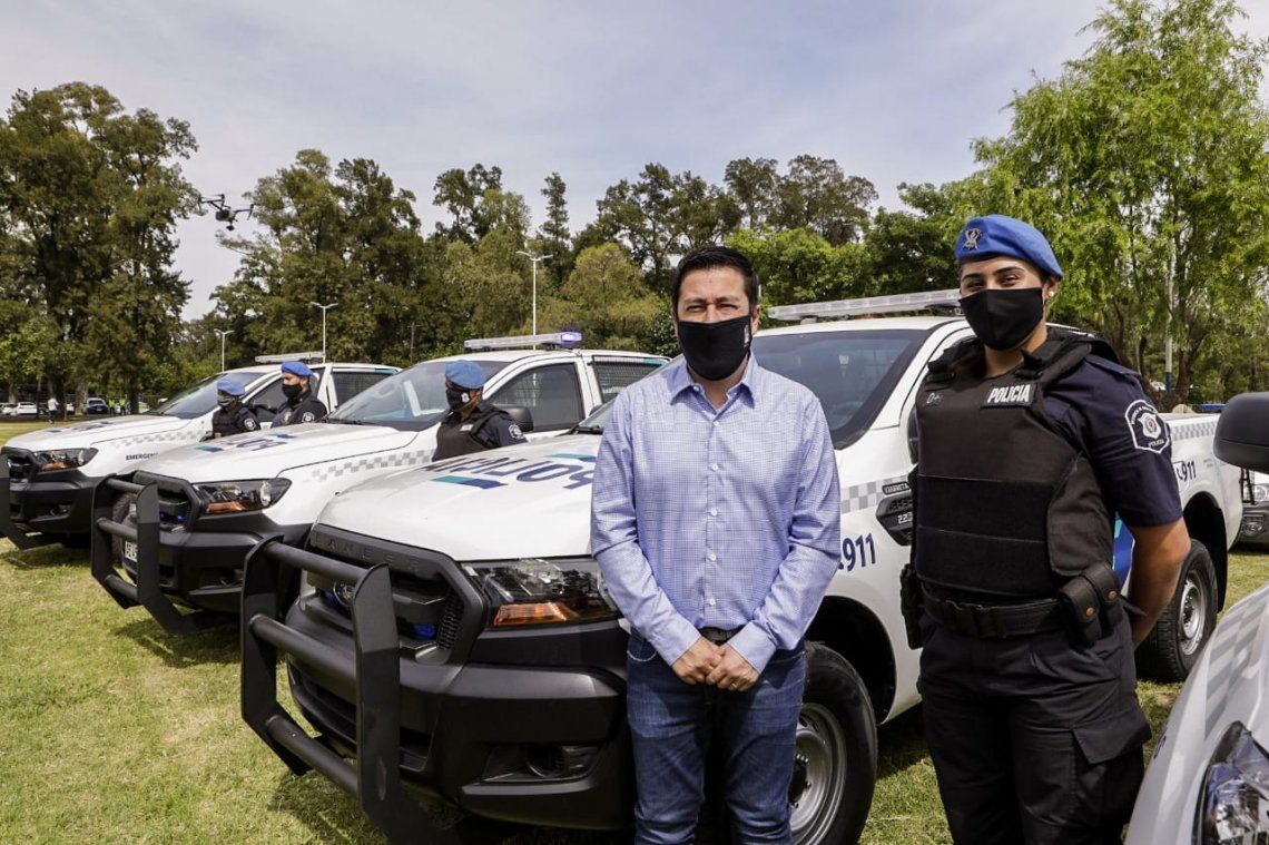 Presentaron patrulleros en Mlavinas Argentinas