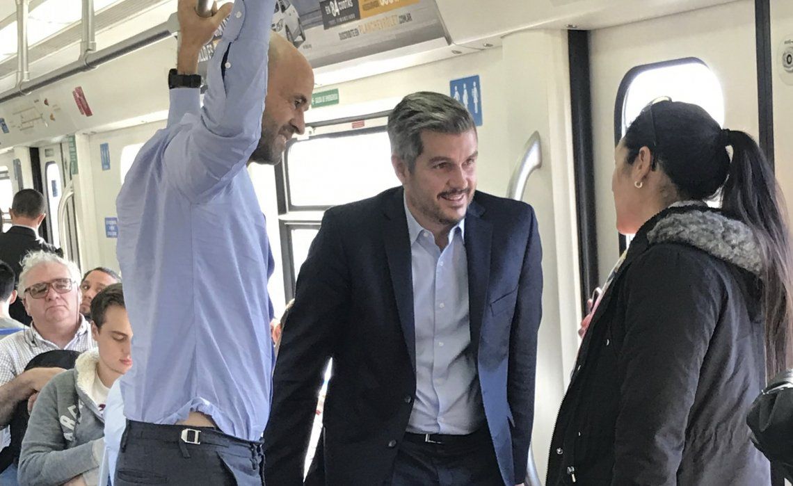 Peña y Dietrich abordaron el tren en Retiro y se reunieron en Belgrano C con Rodríguez Larreta.