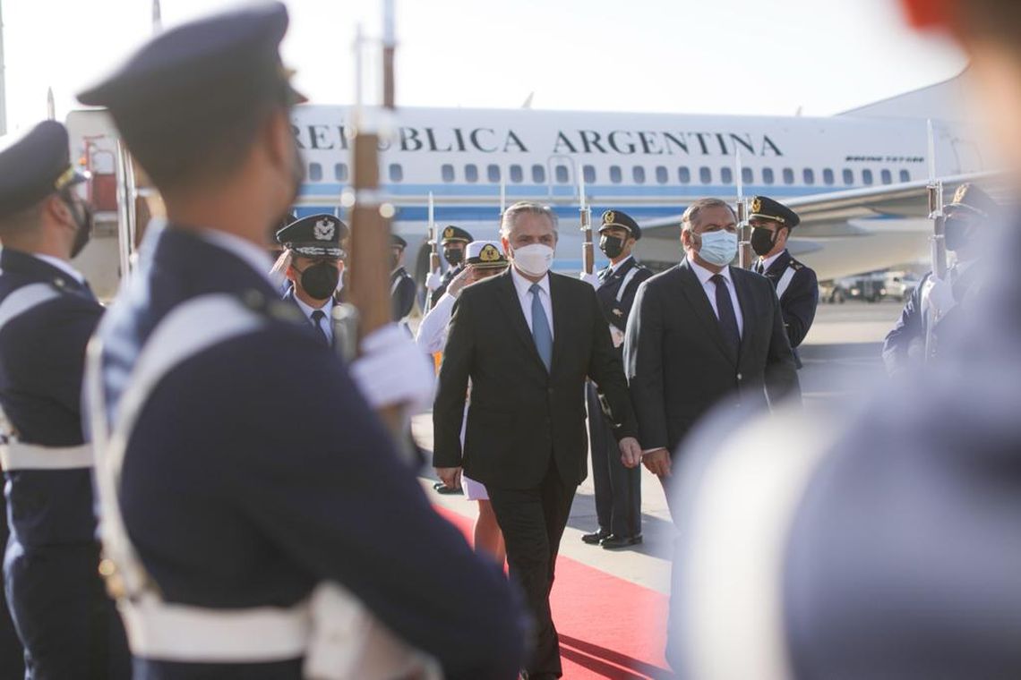 Alberto Fernández llegó a Chile para participar de la asunción de Boric