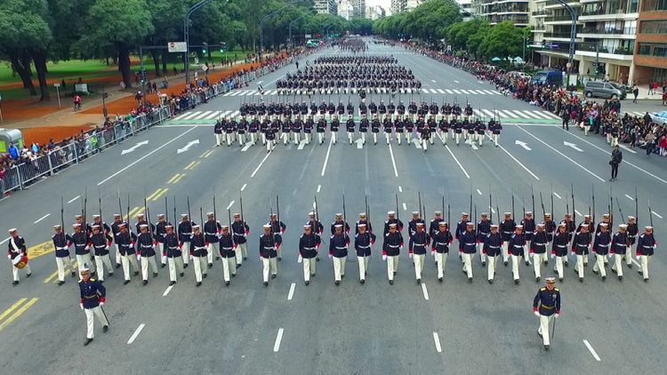 En 2024 Los militares avanzaron 4800 metros por la Avenida del Libertador hasta llegar a la intersección con Olleros.&nbsp;