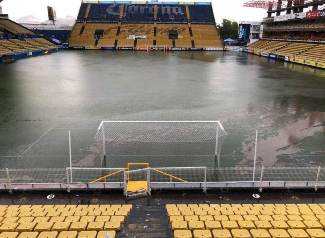 Se inundó el estadio de Dorados de Sinaloa, el club que dirige Maradona