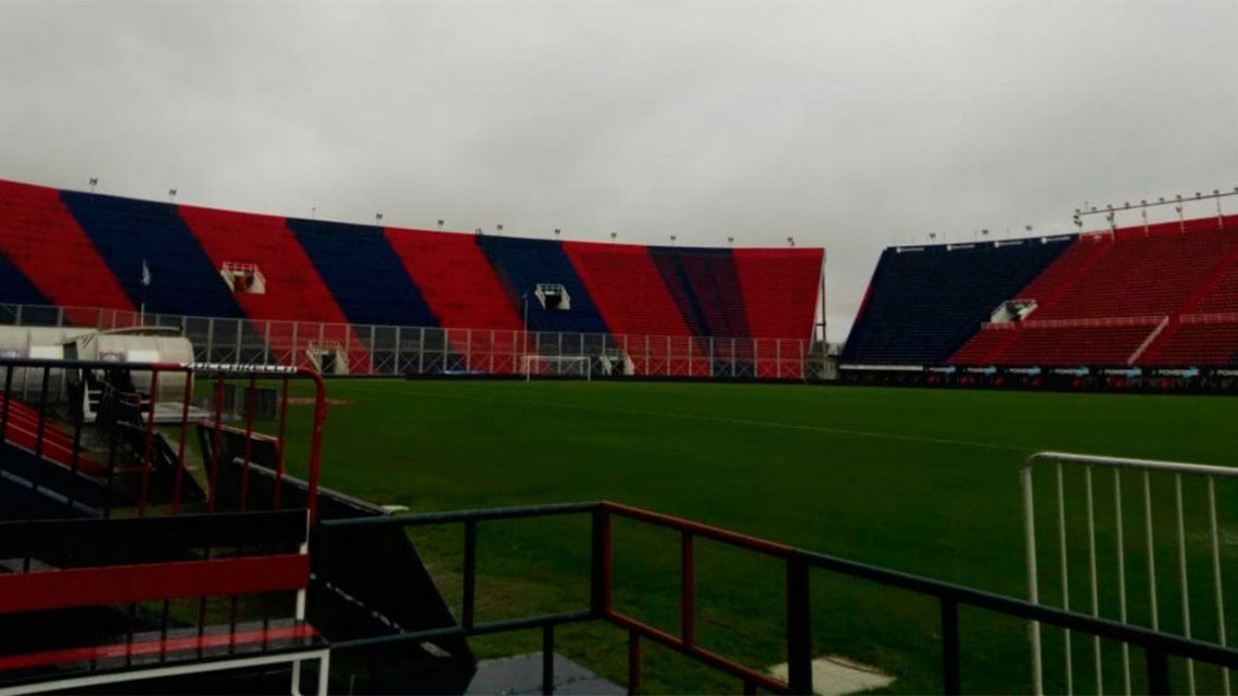 San Lorenzo-Atlético Tucumán y Estudiantes-Newells, suspendidos
