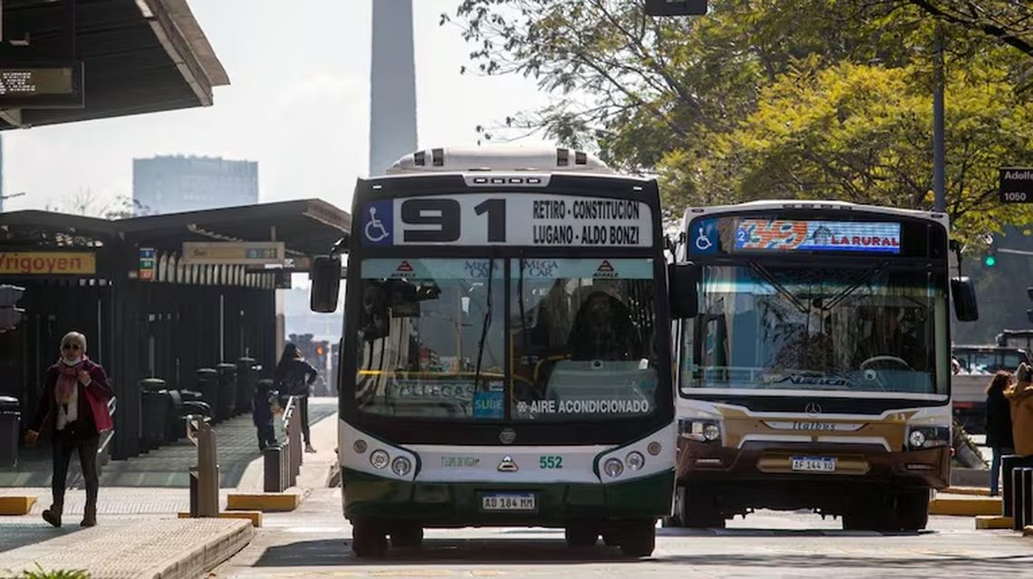 Los aumentos acumulados en el boleto de colectivo en lo que va de este año se encuentran por encima de la inflación.
