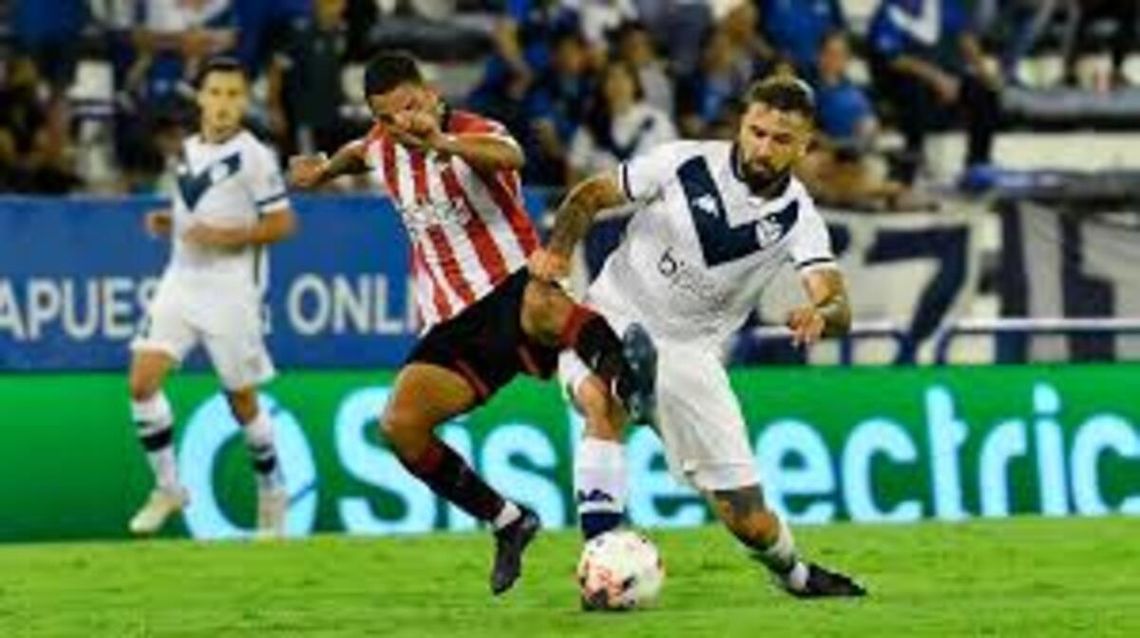 Estudiantes y Vélez se miden por la Libertadores.