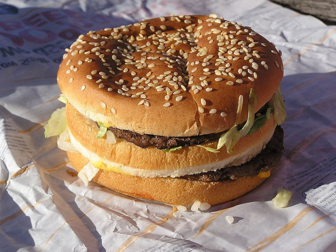 Índice Hamburguesa: cómo calificó el peso argentino en el ranking mundial