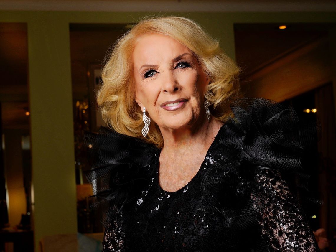 Mirtha Legrand y su mesa de galanes