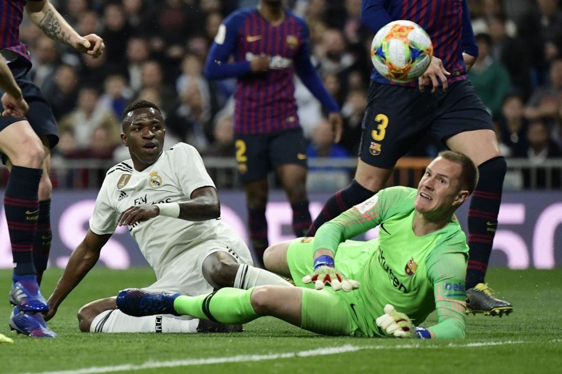 Ter Stegen y sus atajadas imposibles en el clásico entre Barcelona y Real Madrid
