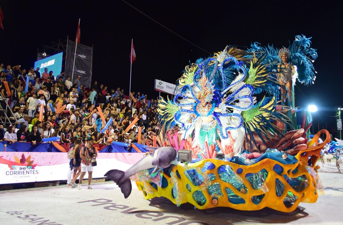 Color y belleza en el Carnaval de Corrientes.