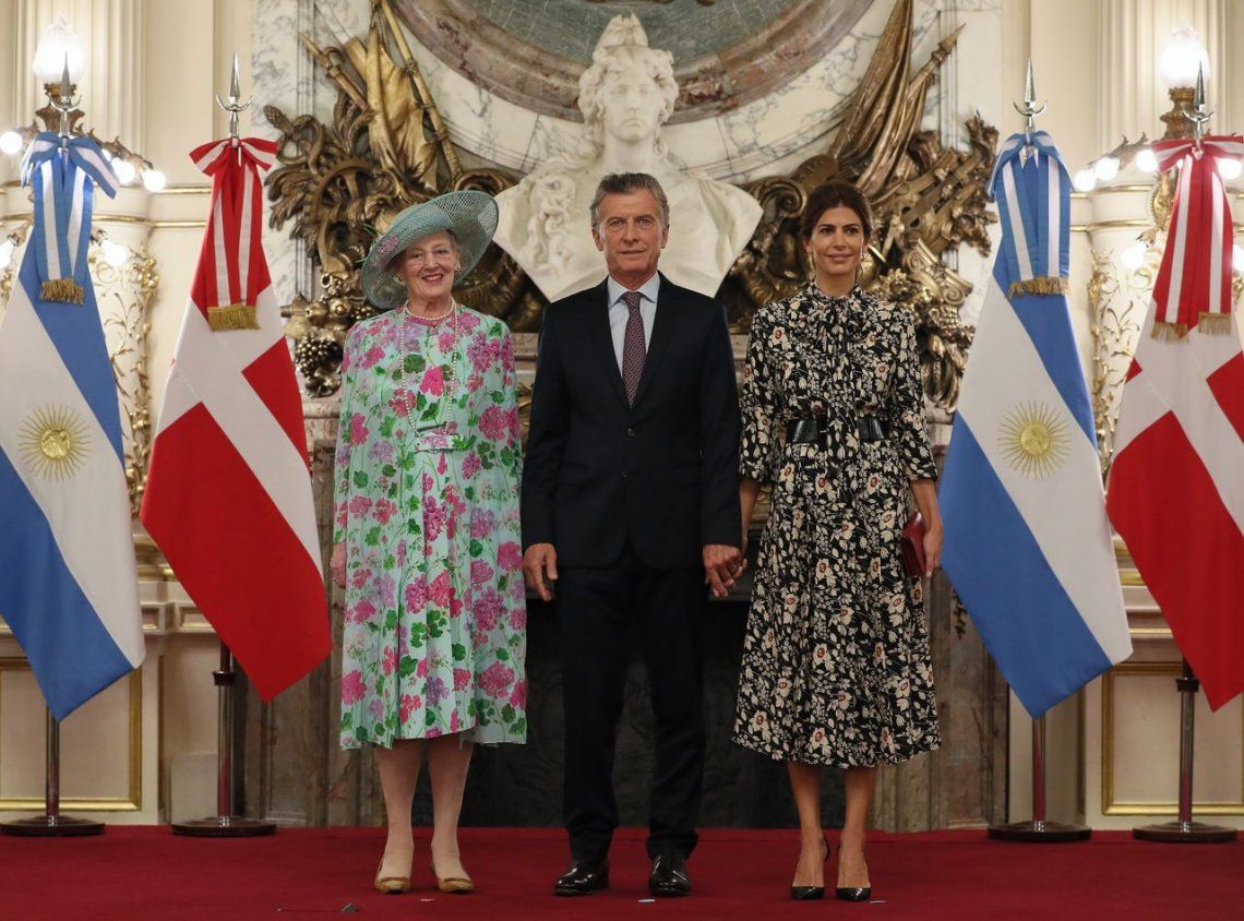 Macri presentó el Boleto Inmobiliario Electrónico y se reunió con la Reina de Dinamarca