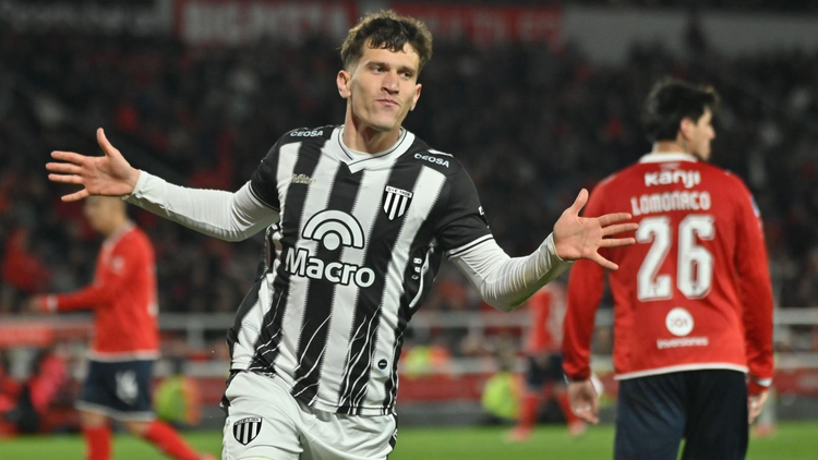Noche para el olvido para Independiente.