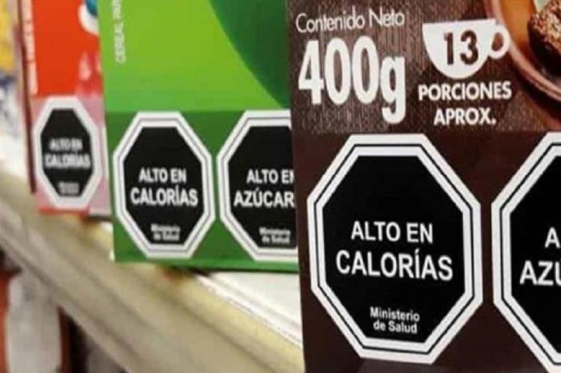 El etiquetado frontal puede prevenir la hipertensión arterial según los expertos. 